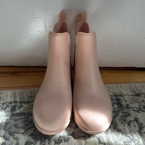Jack Rogers Chelsea boot size 8